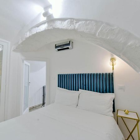 Grotta Antigone - 3Min Dal Centro Storico Apartment Остуни Екстериор снимка