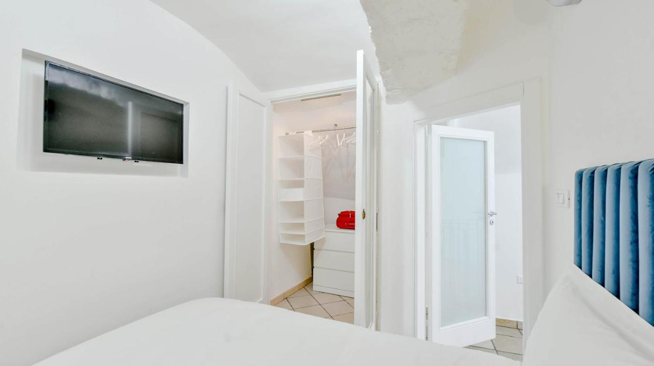 Grotta Antigone - 3Min Dal Centro Storico Apartment Остуни Екстериор снимка